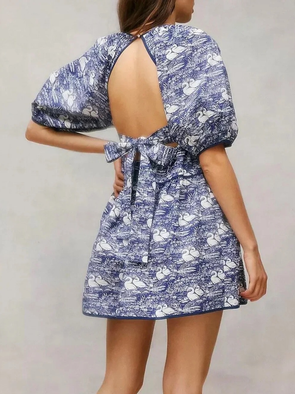 Urban Outfitters x Laura Ashley Bella Tiered Dress Swan size  Xs NEW NWT